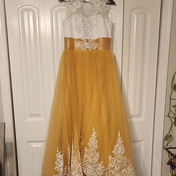 Wedding dress child flower girl - Picture 3 of 17